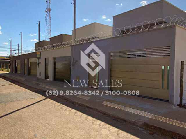 Casa para Venda em Aparecida de Goiânia - 2