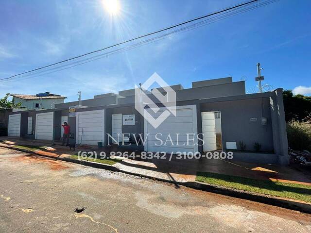 Casa para Venda em Aparecida de Goiânia - 2