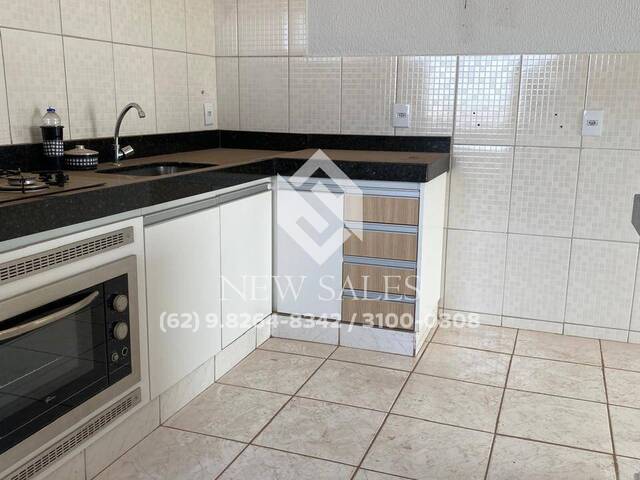 Apartamento para Venda em Aparecida de Goiânia - 1