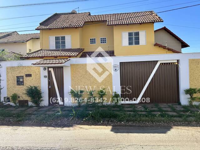 Casa para Venda em Goiânia - 1