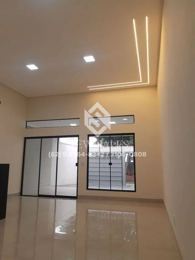 Casa à venda com 3 quartos, 134m² - Foto 1