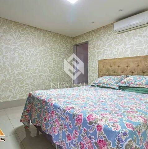 Casa de Condomínio à venda com 3 quartos, 180m² - Foto 2