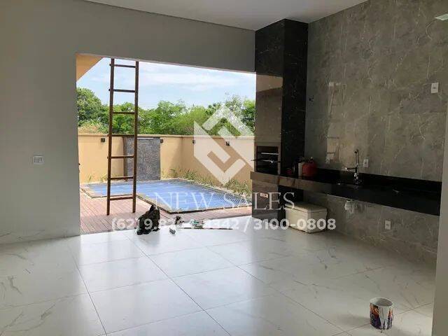 Casa à venda com 3 quartos, 158m² - Foto 2