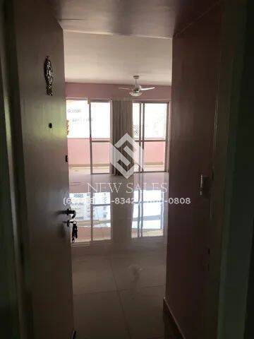 Apartamento à venda com 3 quartos, 110m² - Foto 2