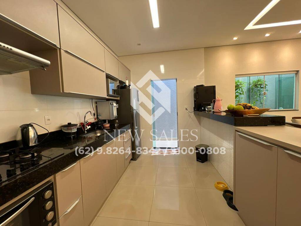 Casa à venda com 3 quartos, 180m² - Foto 8