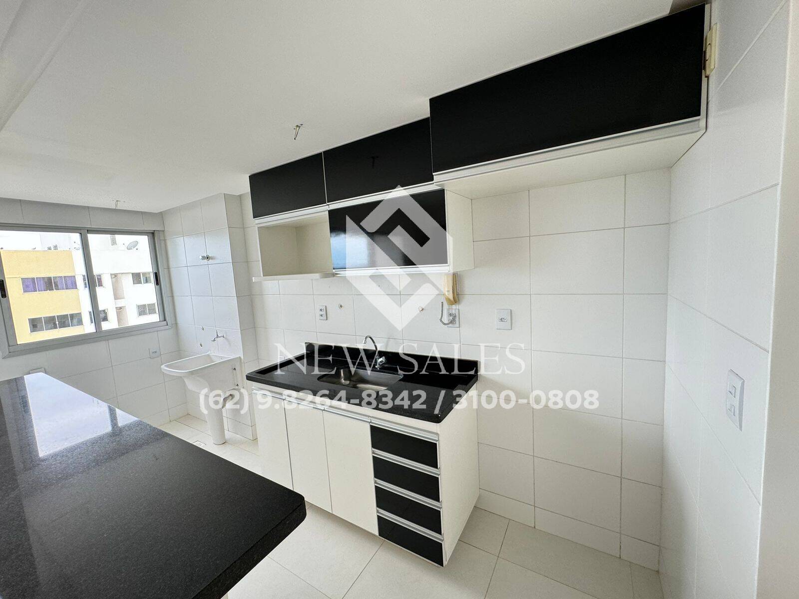 Apartamento à venda com 3 quartos, 75m² - Foto 2