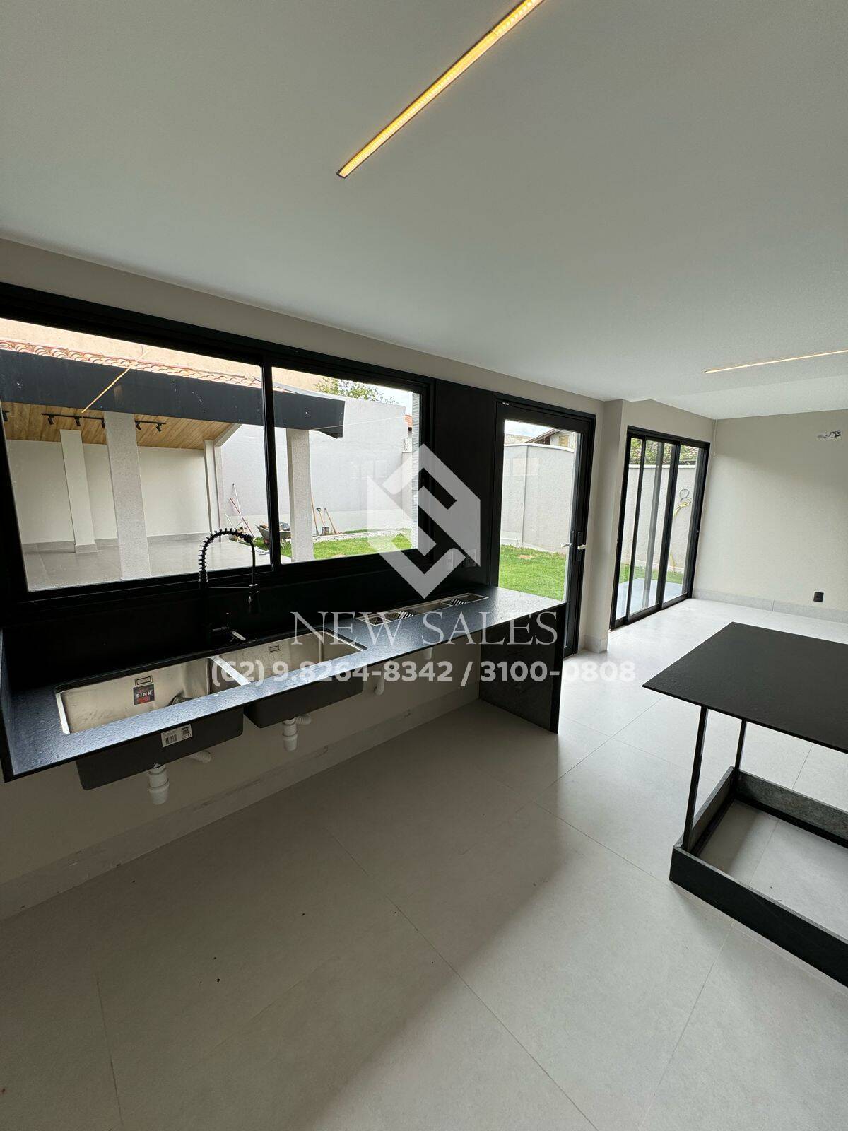 Casa à venda com 4 quartos, 420m² - Foto 23