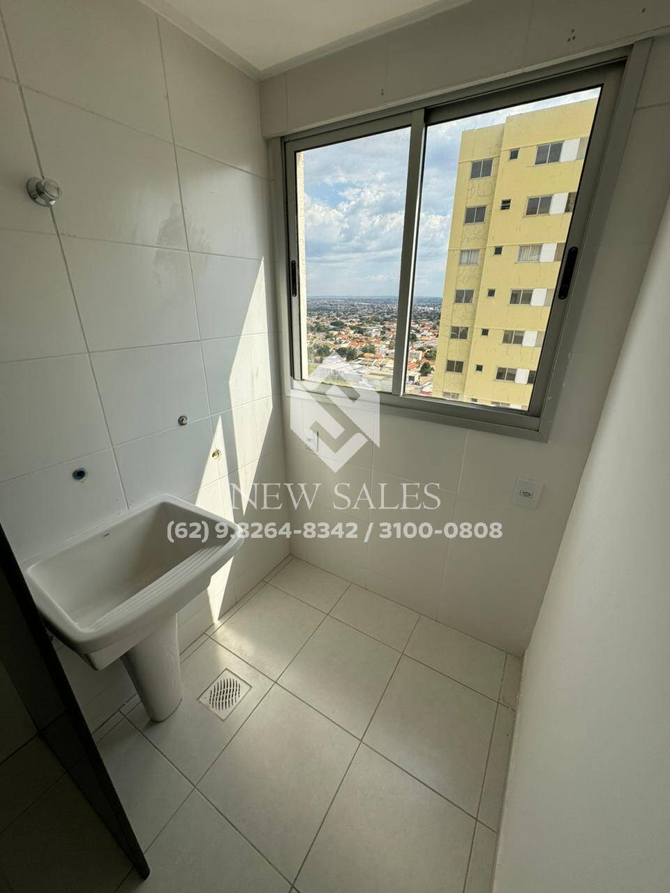 Apartamento à venda com 2 quartos, 60m² - Foto 3