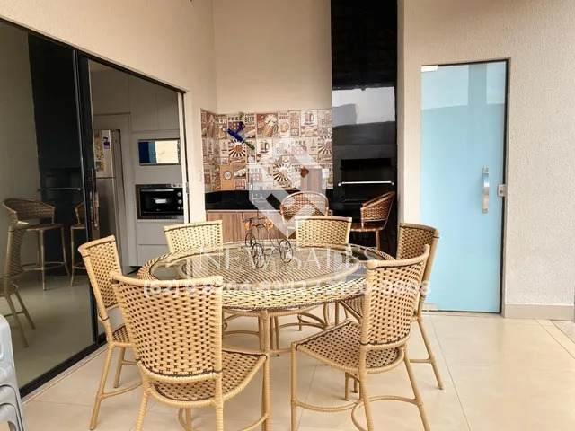 Casa à venda com 3 quartos, 360m² - Foto 11