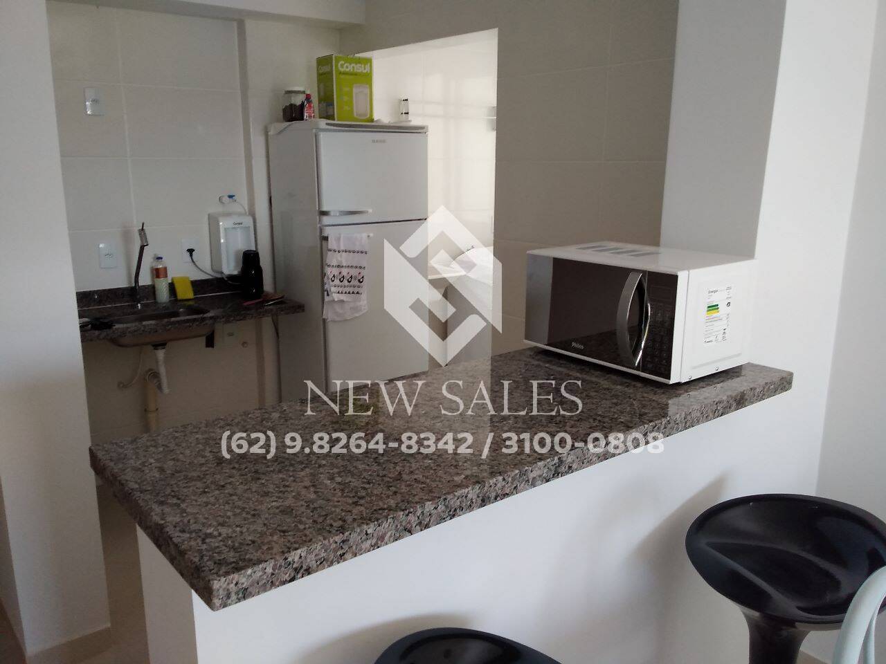 Apartamento à venda com 2 quartos, 62m² - Foto 3