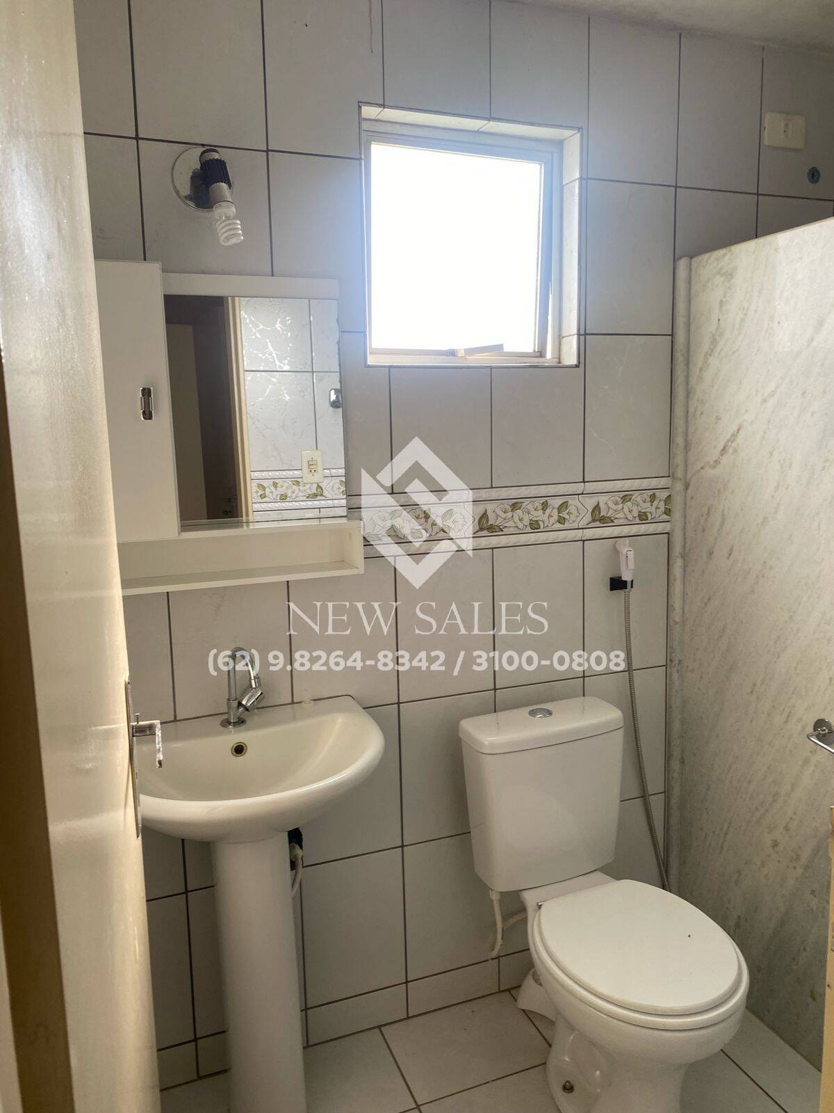 Apartamento à venda com 2 quartos, 78m² - Foto 4