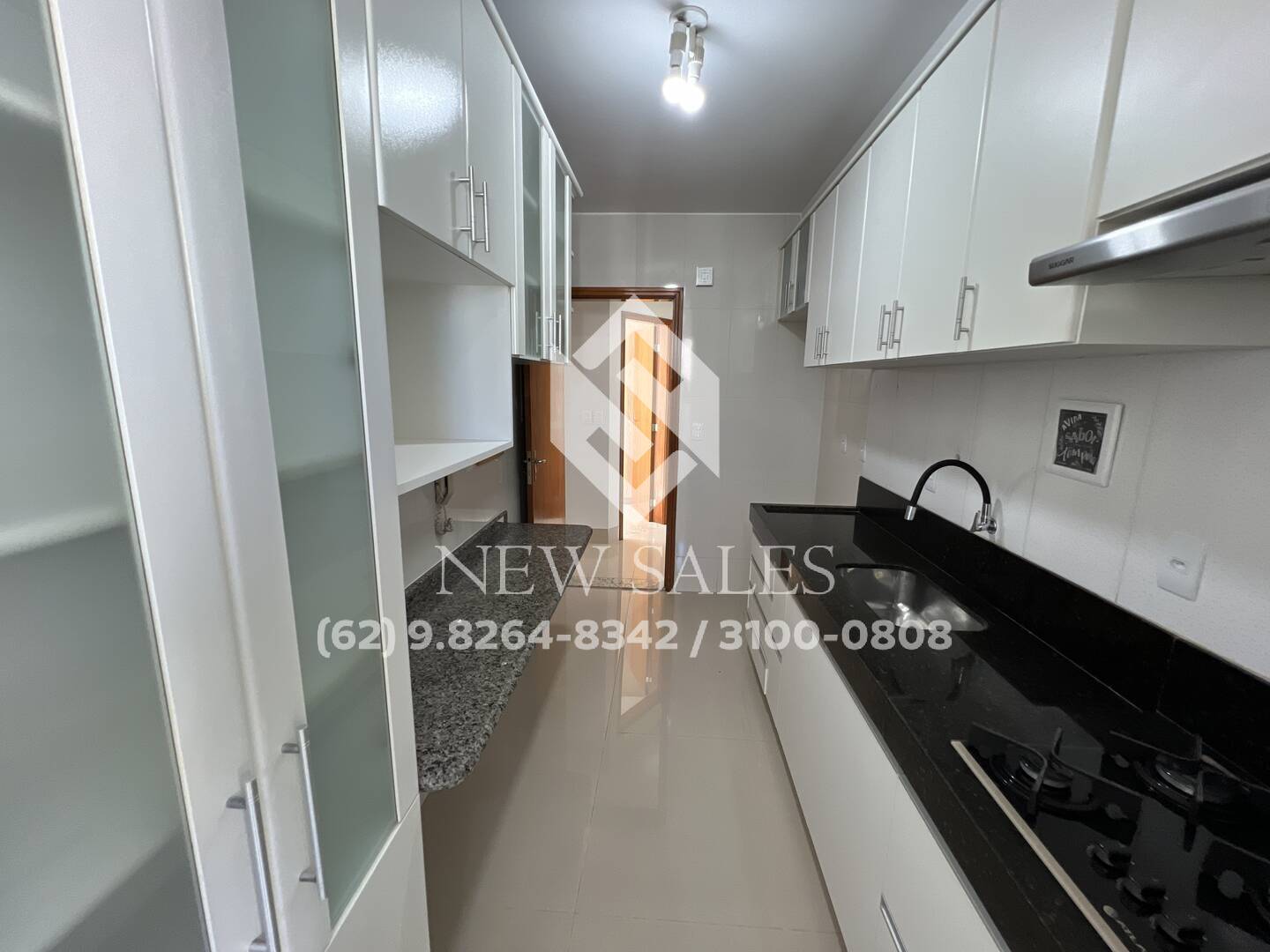 Apartamento à venda com 3 quartos, 93m² - Foto 4