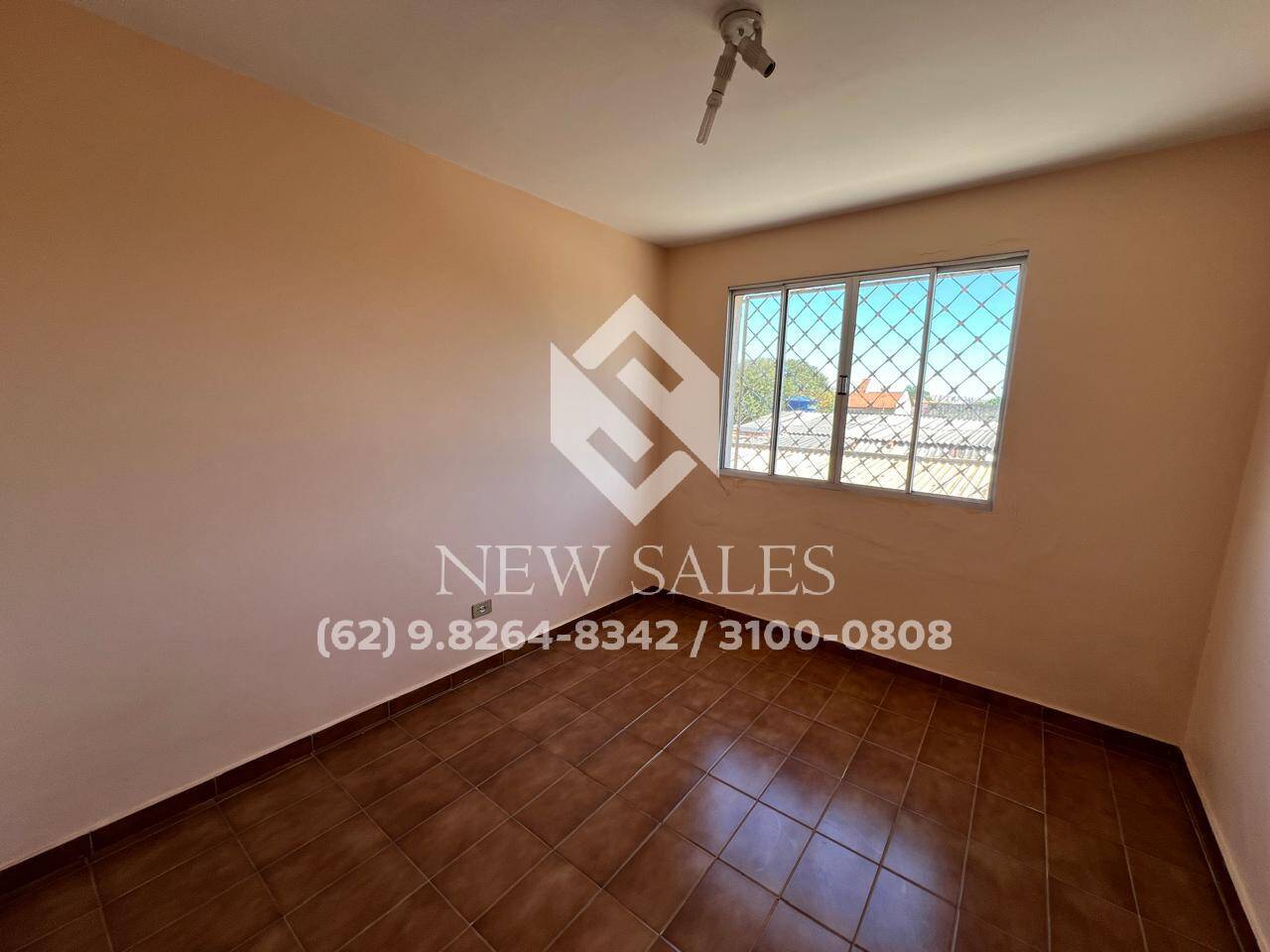 Apartamento à venda com 3 quartos, 85m² - Foto 4