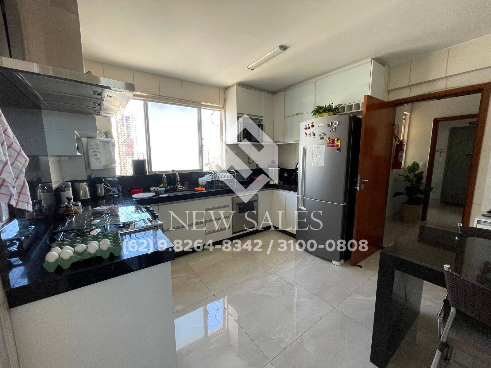 Apartamento à venda com 3 quartos, 145m² - Foto 5