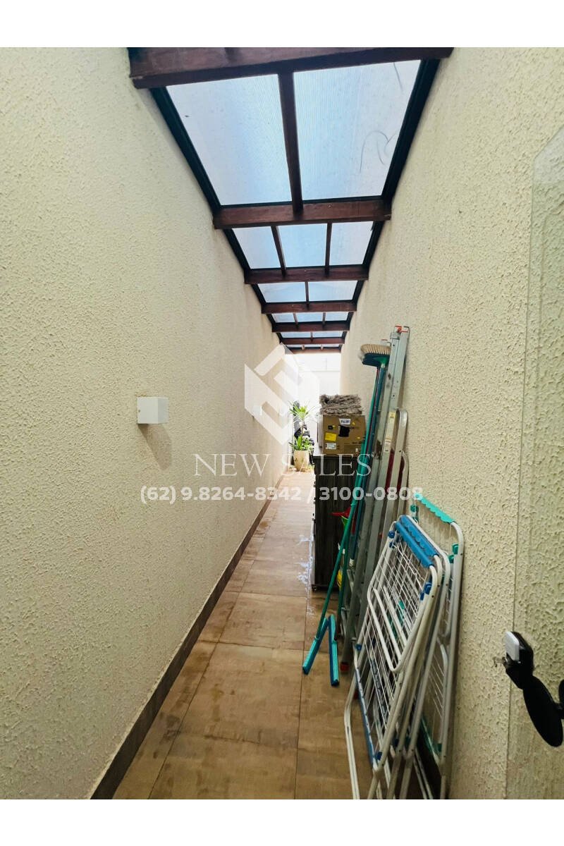 Casa à venda com 3 quartos, 300m² - Foto 10