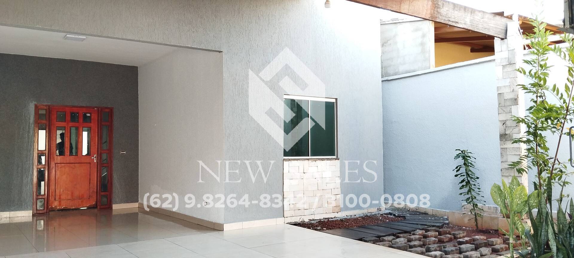 Casa à venda com 5 quartos, 214m² - Foto 1