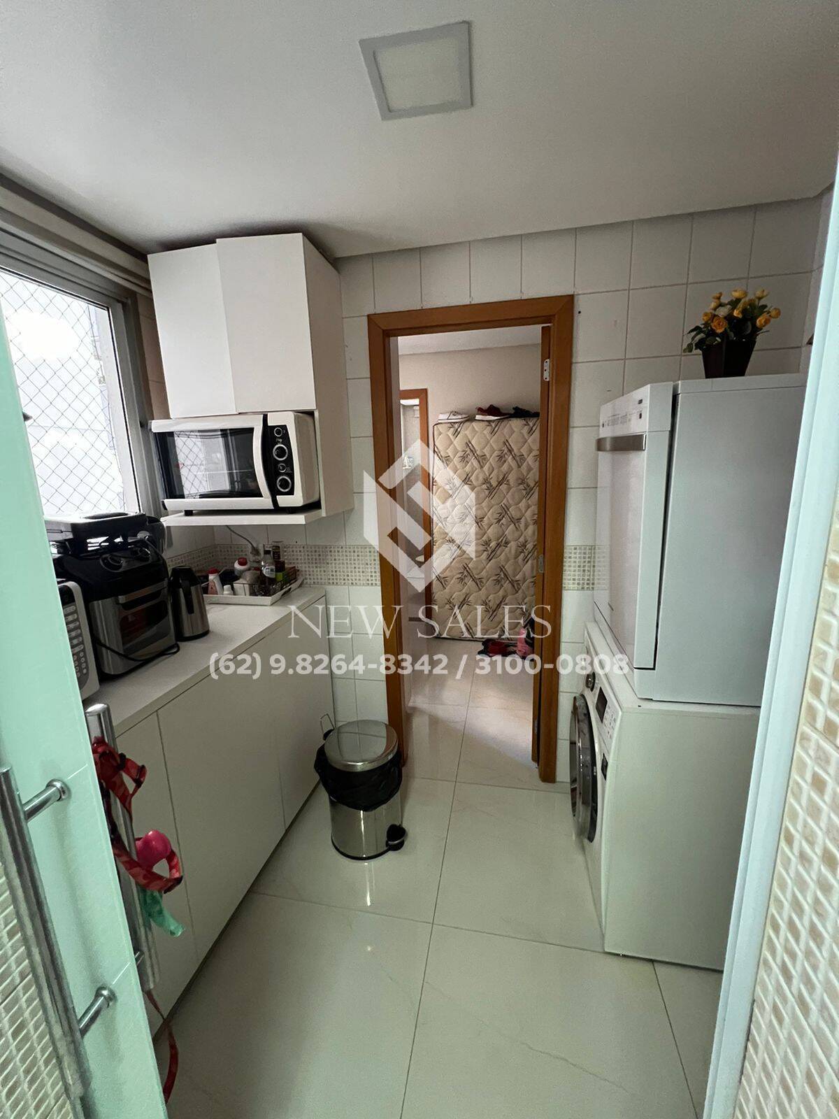 Apartamento à venda com 3 quartos, 115m² - Foto 3