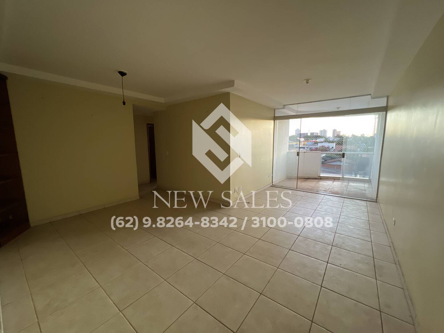 Apartamento à venda com 3 quartos, 90m² - Foto 1