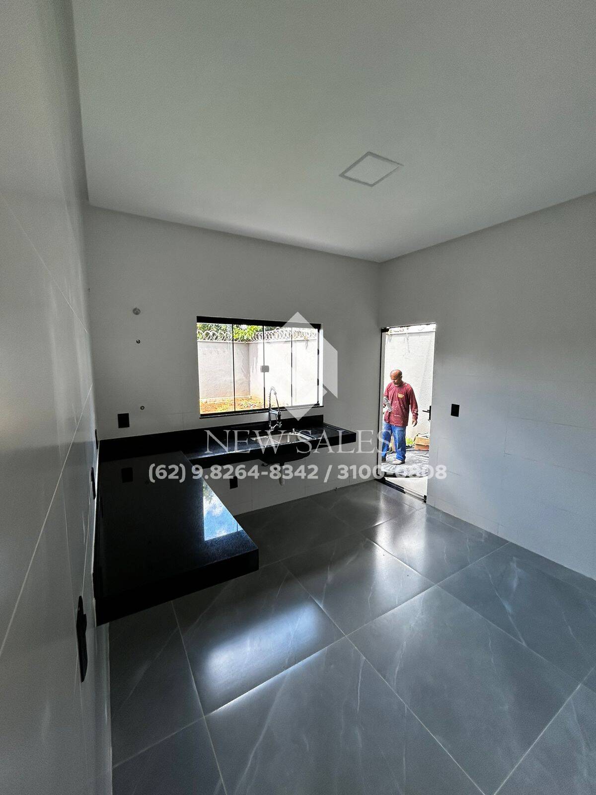 Casa à venda com 3 quartos, 97m² - Foto 3