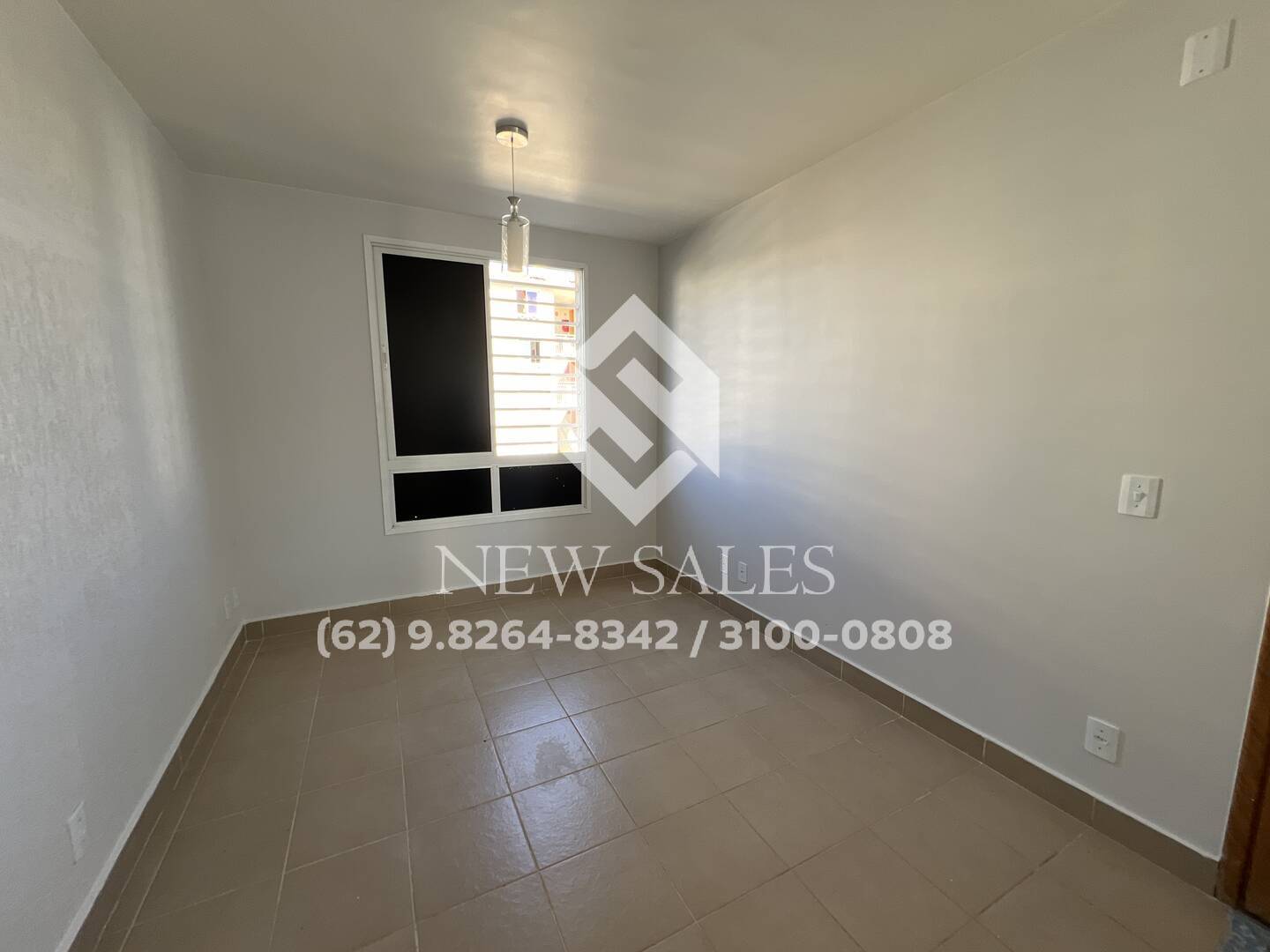 Apartamento à venda com 2 quartos, 57m² - Foto 1