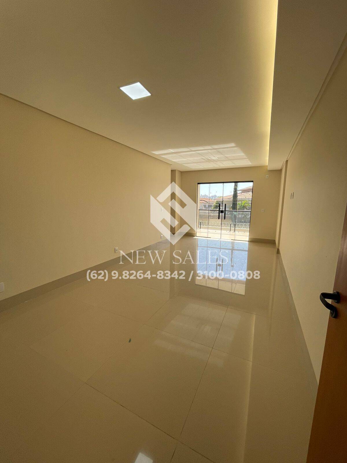 Casa à venda com 4 quartos, 240m² - Foto 12