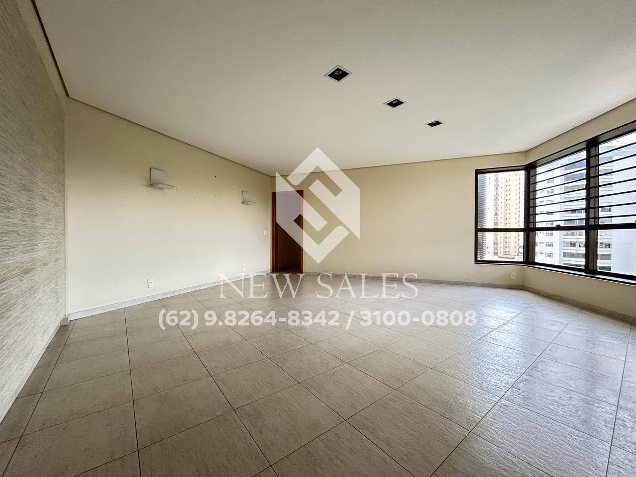 Apartamento à venda com 4 quartos, 230m² - Foto 5