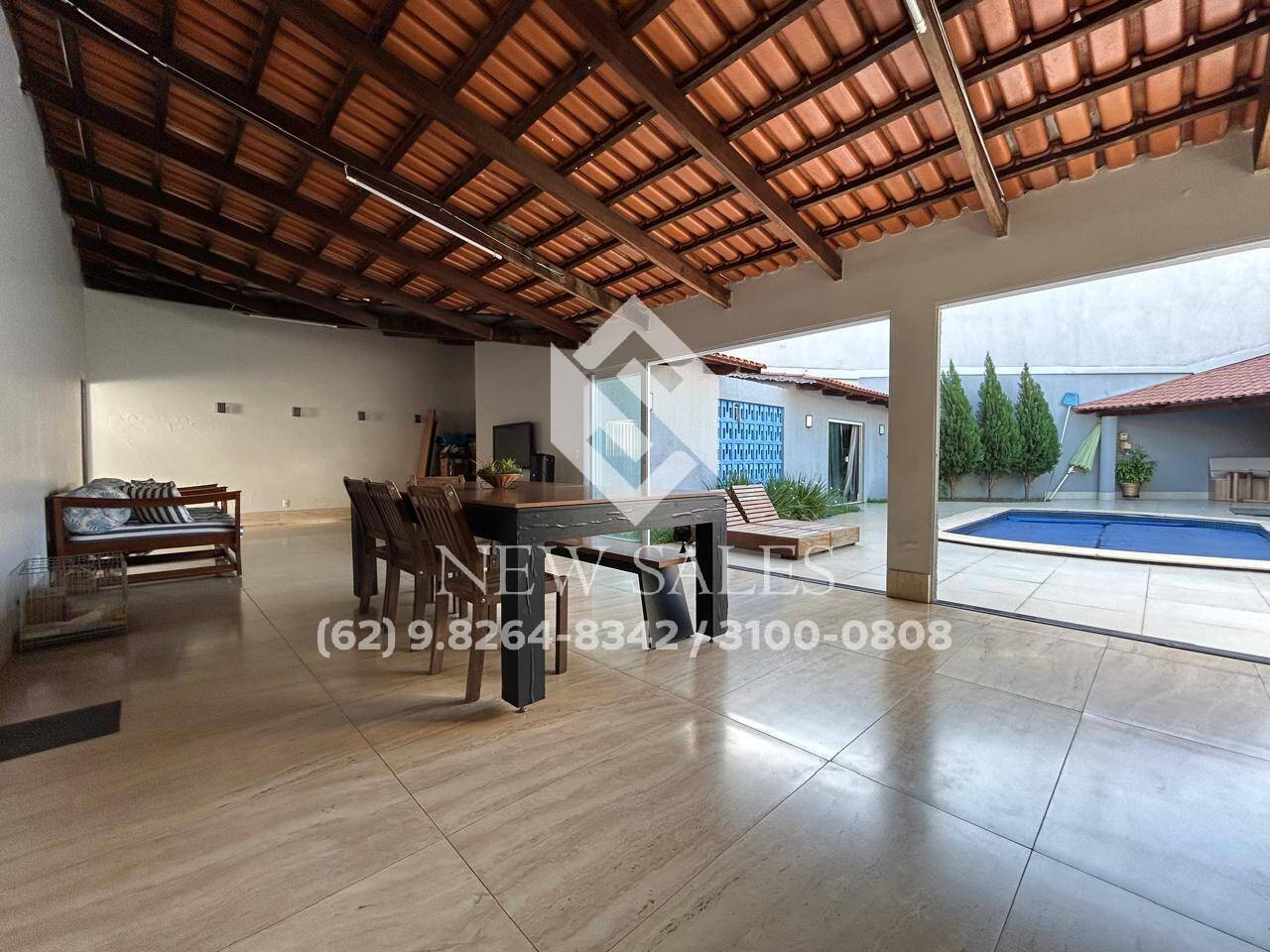 Casa à venda com 3 quartos, 326m² - Foto 10