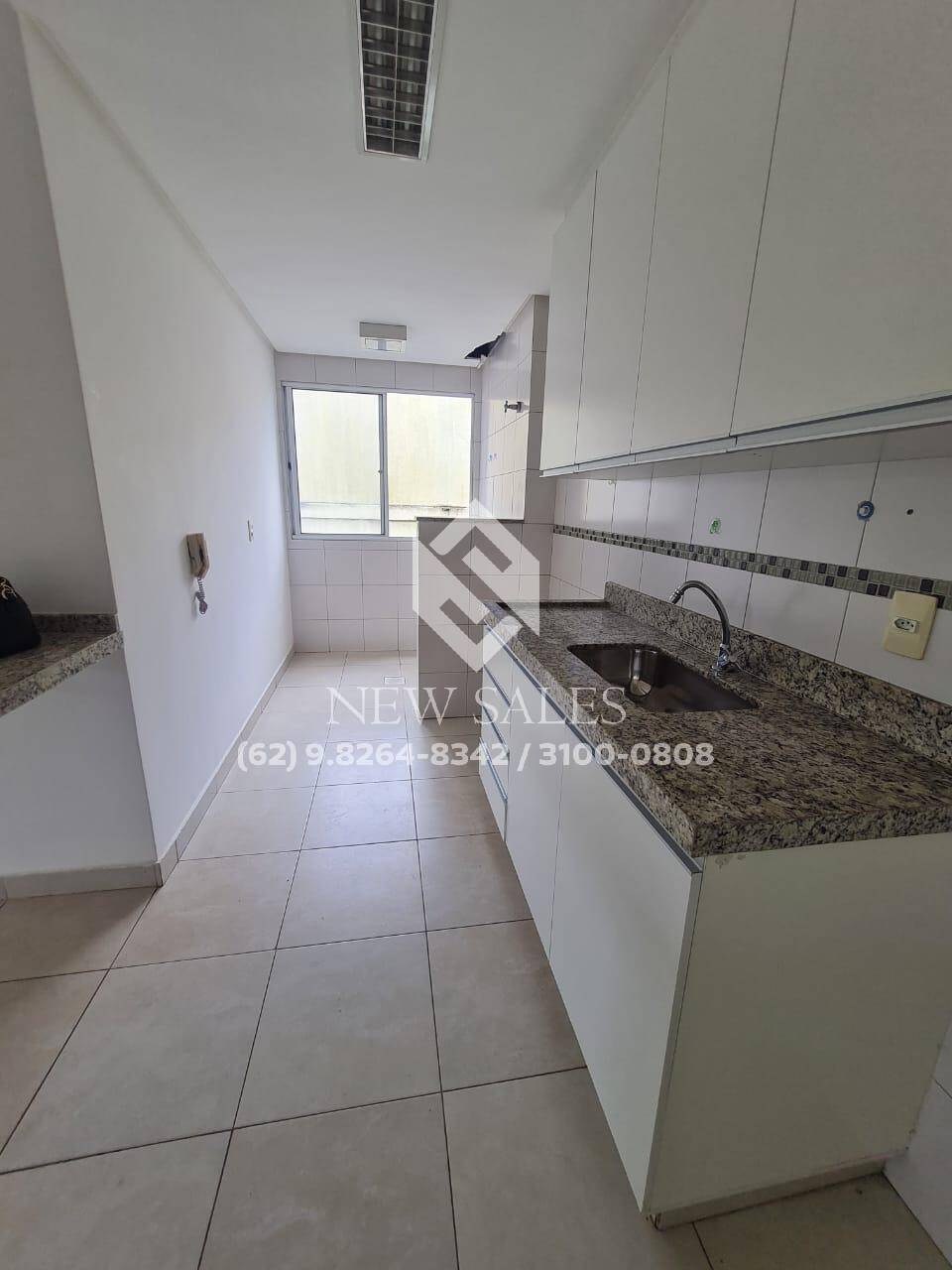 Apartamento à venda com 3 quartos, 79m² - Foto 3