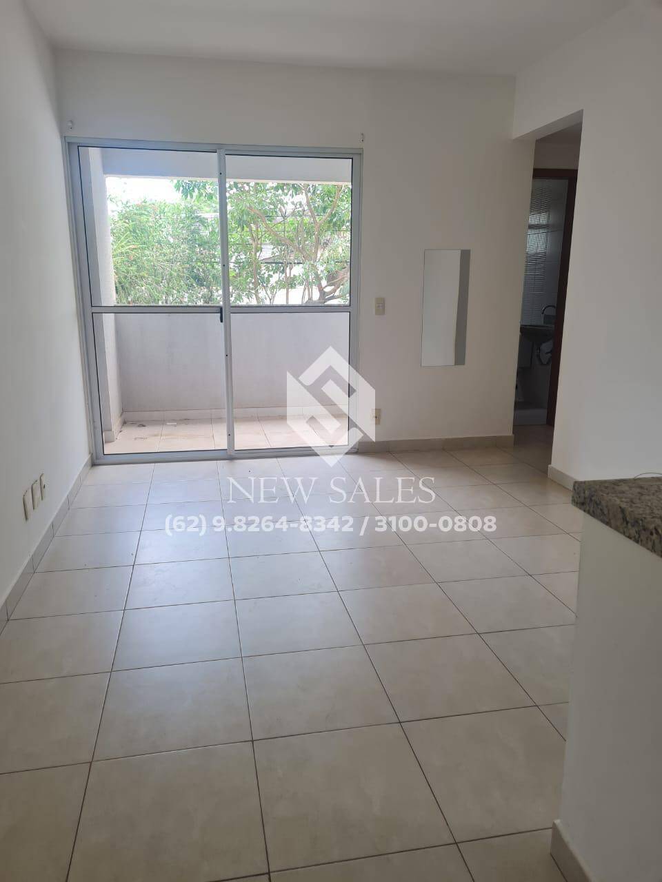 Apartamento à venda com 3 quartos, 79m² - Foto 2