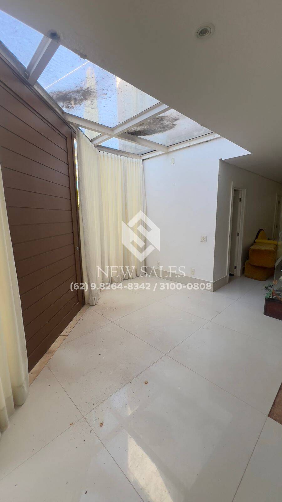 Casa à venda com 5 quartos, 1840m² - Foto 4