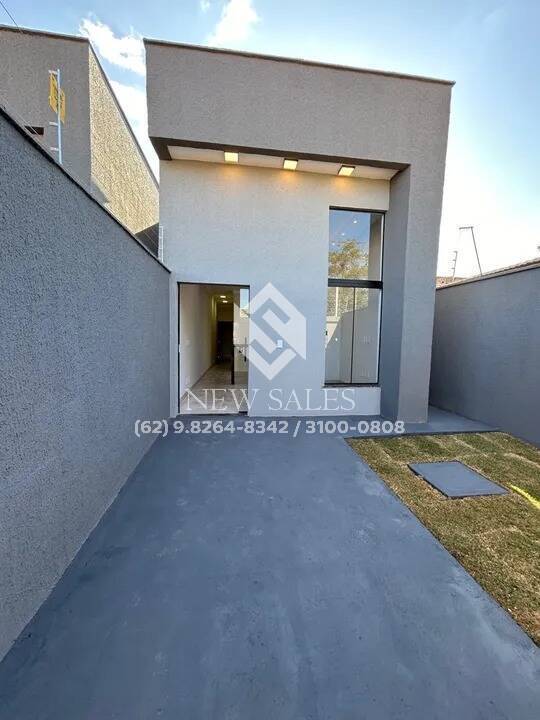 Casa à venda com 2 quartos, 65m² - Foto 1