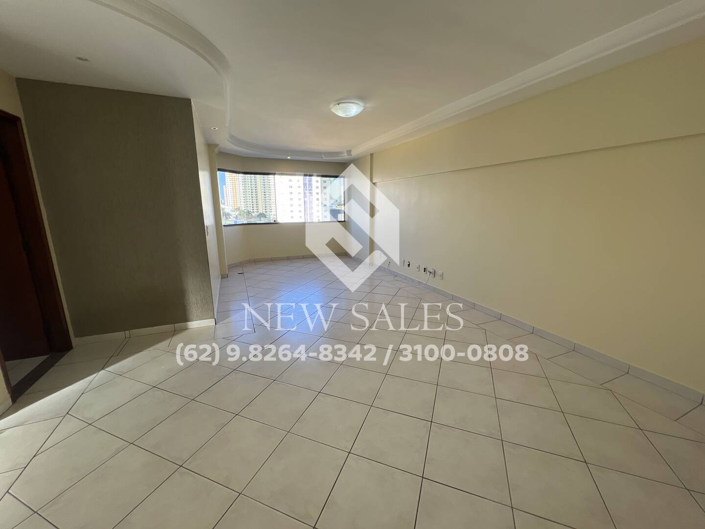 Apartamento à venda com 3 quartos, 112m² - Foto 1