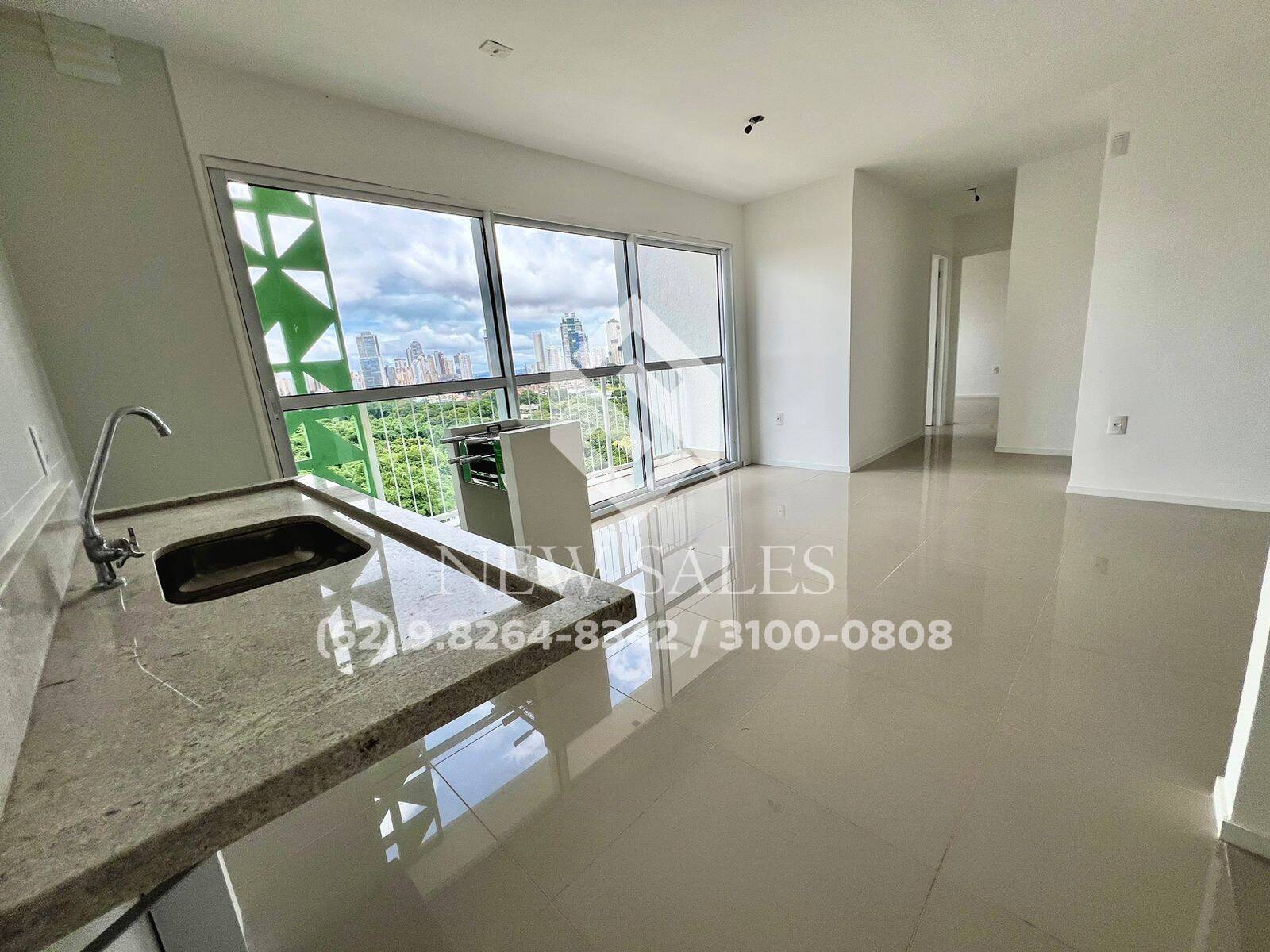 Apartamento à venda com 3 quartos, 76m² - Foto 2