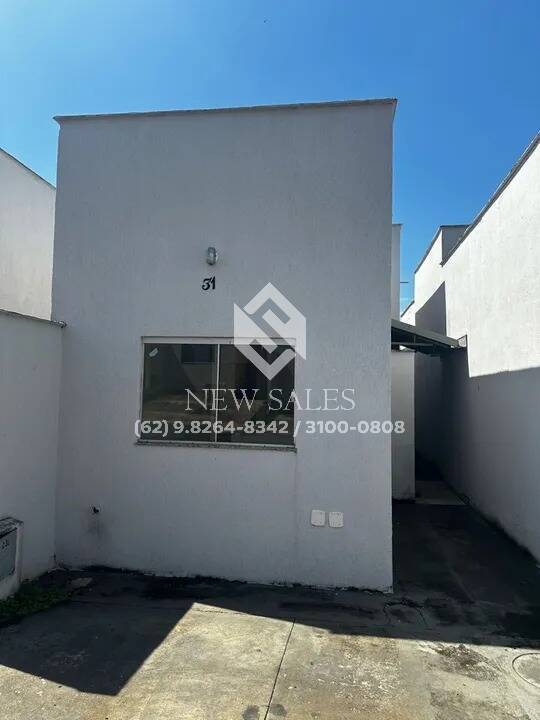 Casa à venda com 2 quartos, 55m² - Foto 2