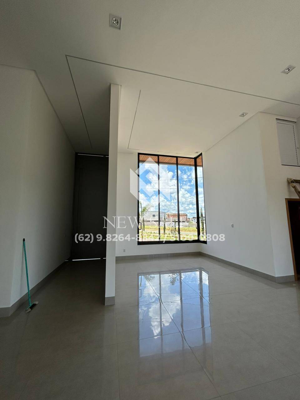 Casa à venda com 3 quartos, 264m² - Foto 8