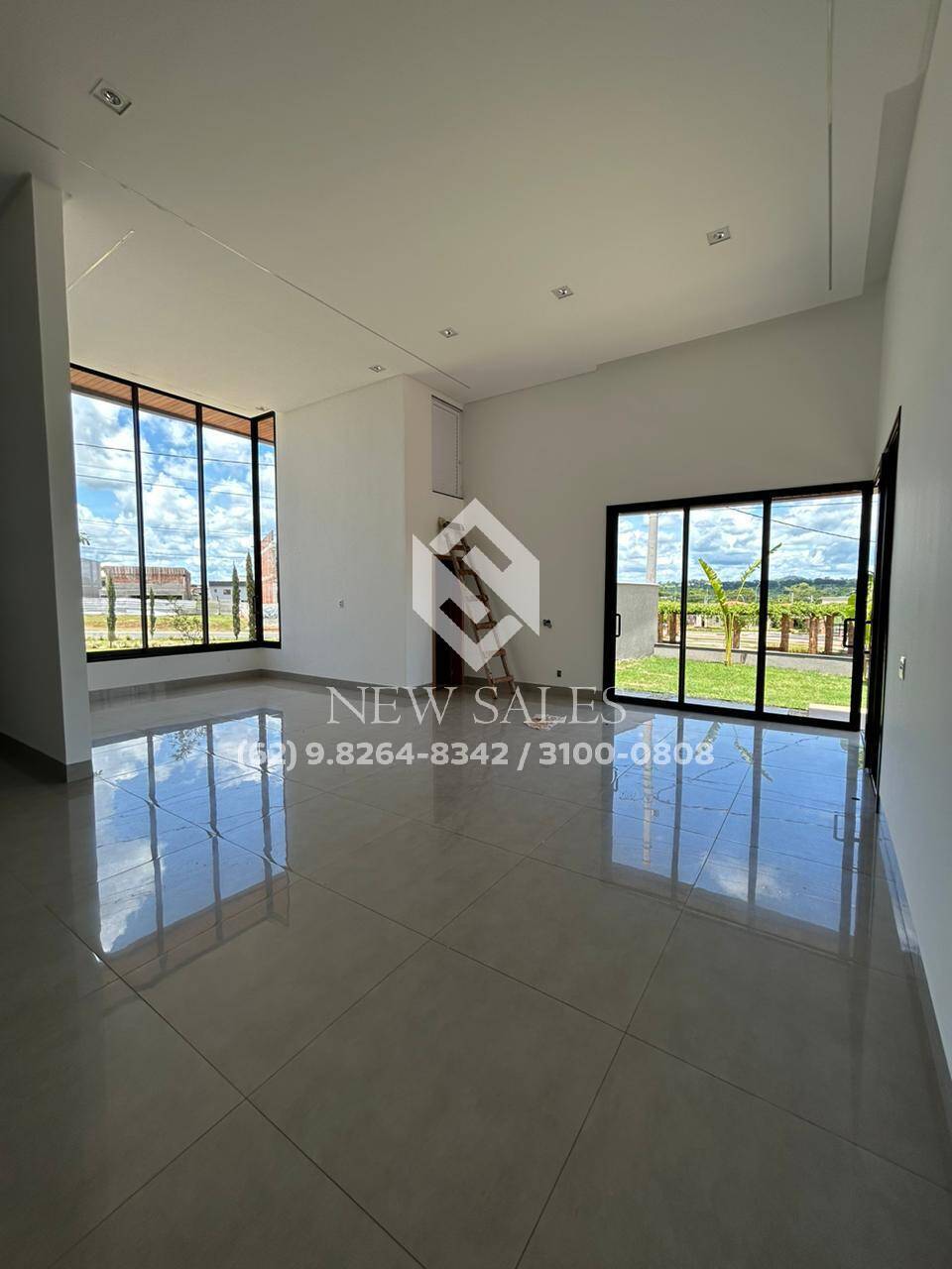 Casa à venda com 3 quartos, 264m² - Foto 9