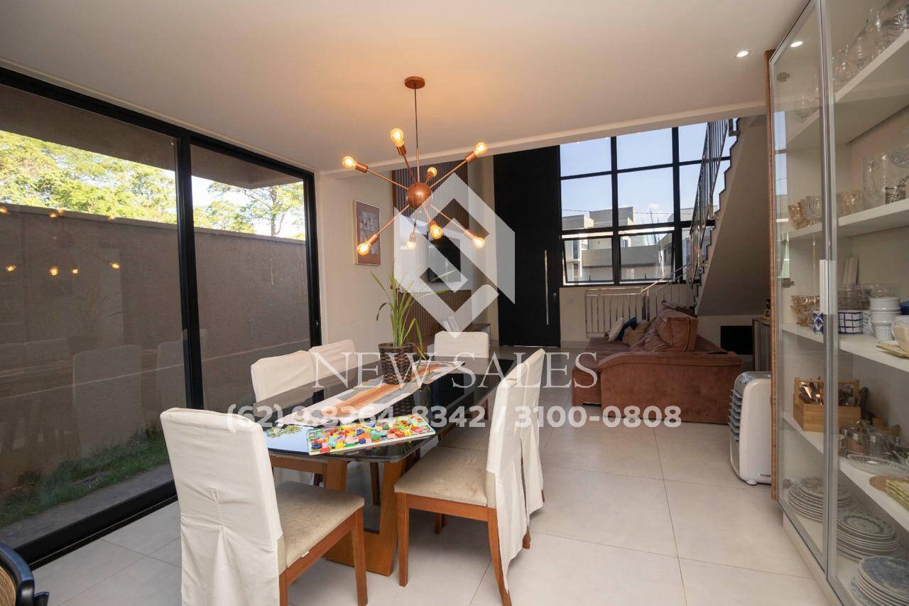 Casa de Condomínio à venda com 4 quartos, 223m² - Foto 4