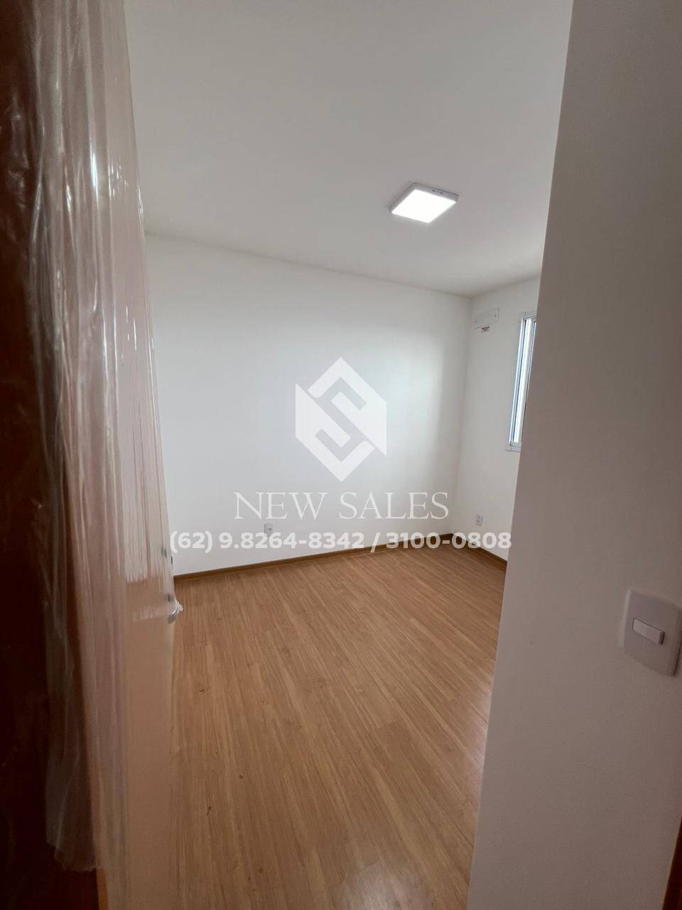 Apartamento à venda com 2 quartos, 48m² - Foto 2