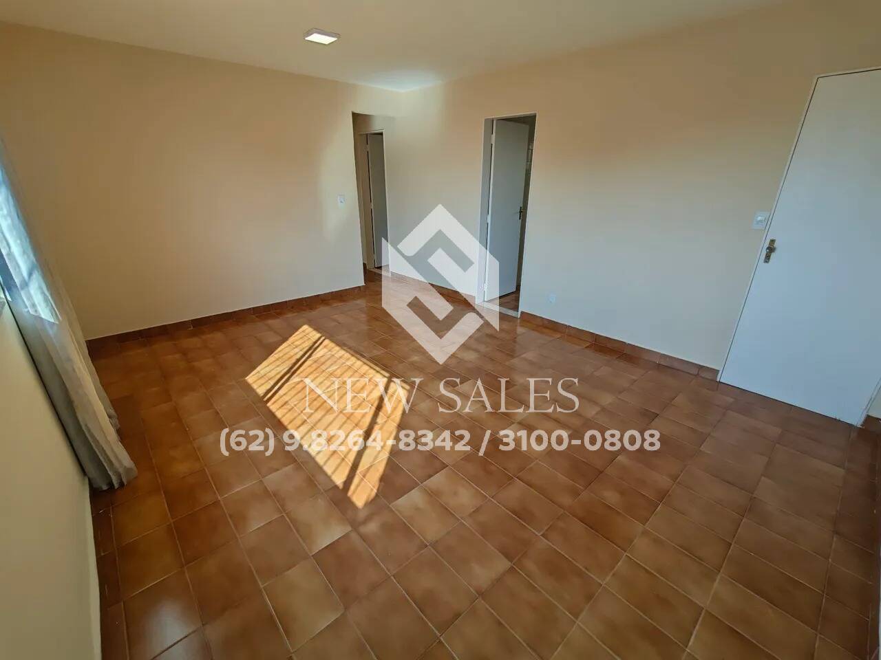 Apartamento à venda com 3 quartos, 74m² - Foto 2