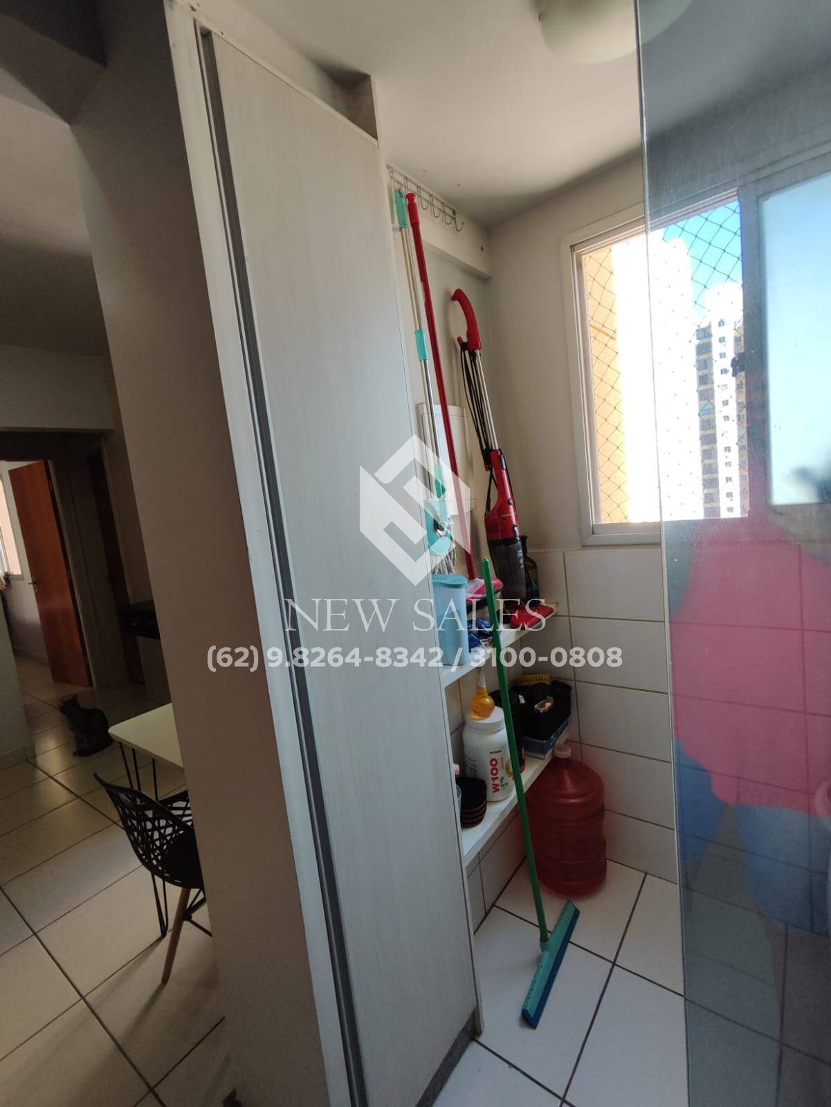 Apartamento à venda com 2 quartos, 48m² - Foto 2