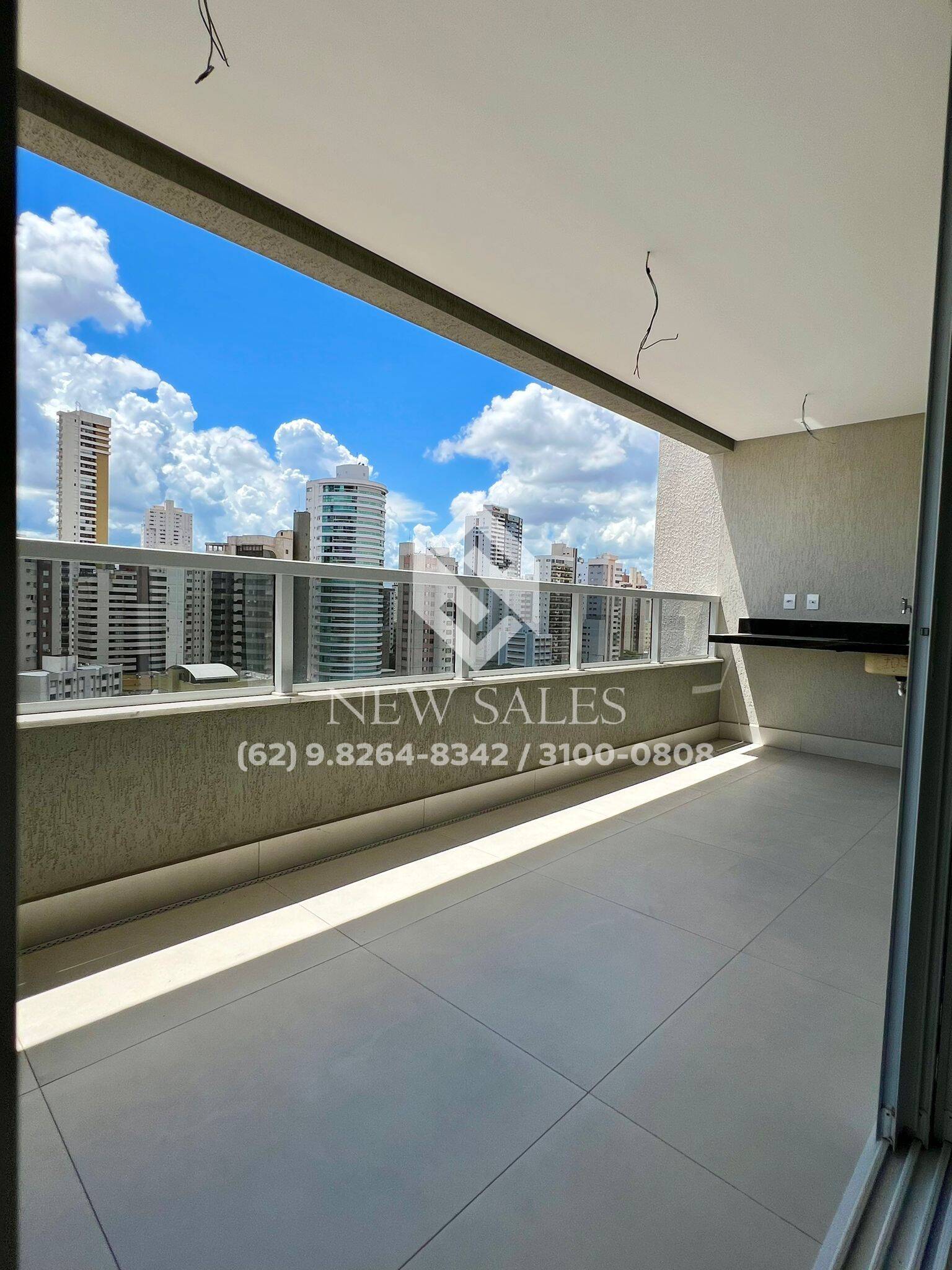 Apartamento à venda com 3 quartos, 132m² - Foto 2