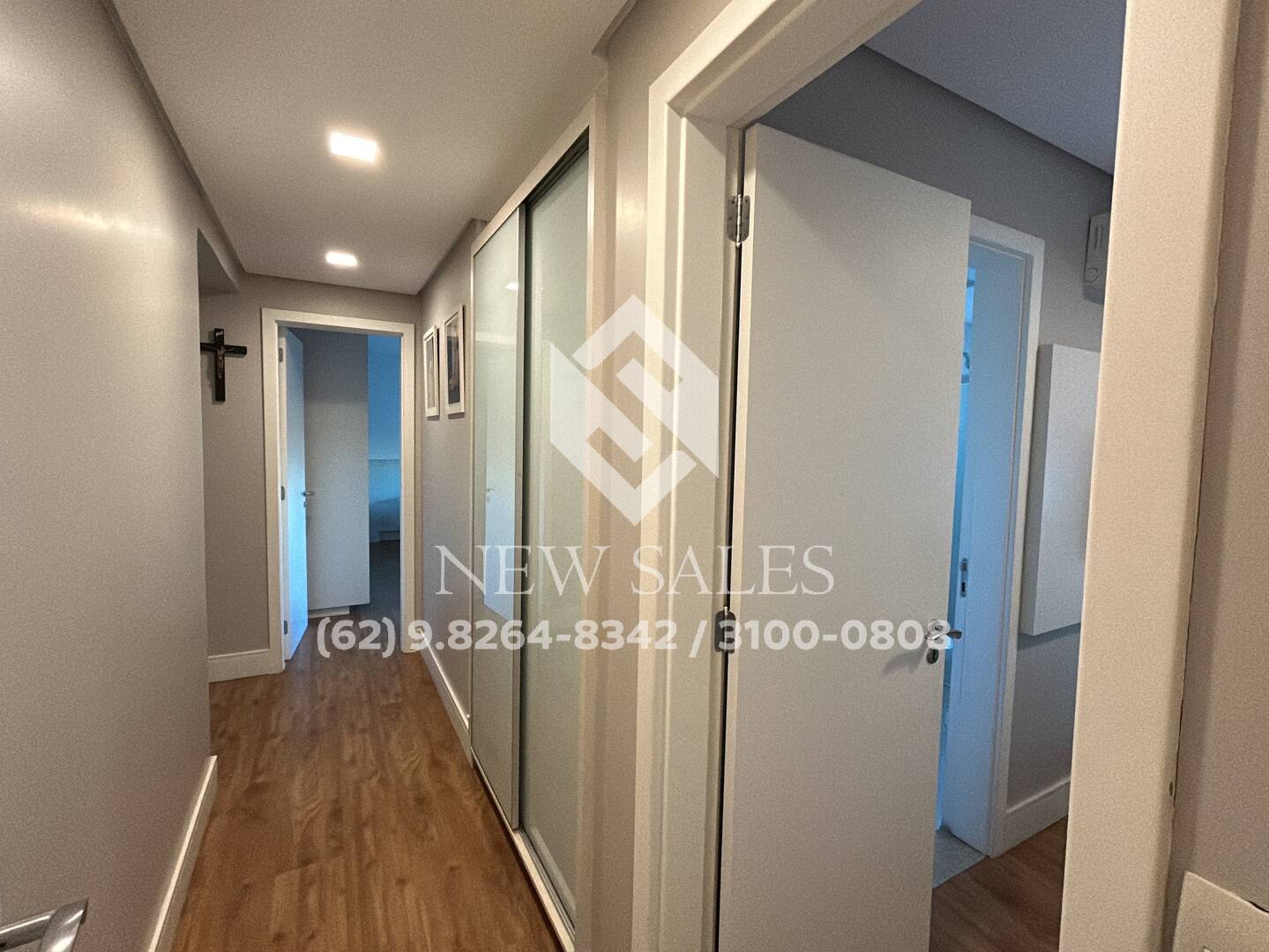 Apartamento à venda com 4 quartos, 176m² - Foto 4