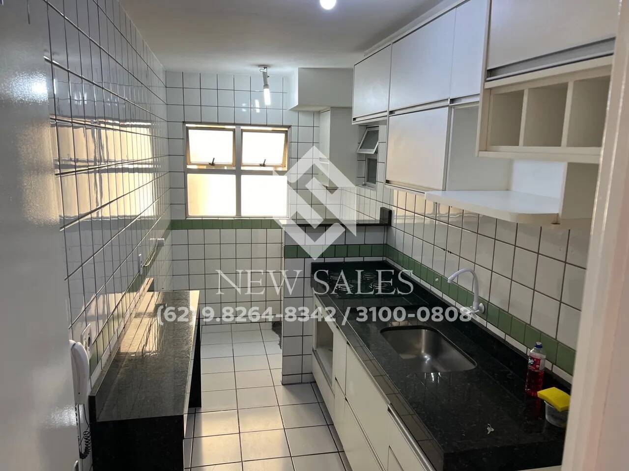 Apartamento à venda com 3 quartos, 75m² - Foto 3