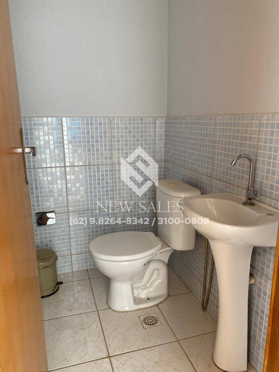 Apartamento à venda com 2 quartos, 77m² - Foto 4