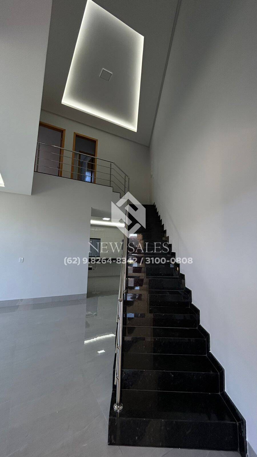 Sobrado à venda com 3 quartos, 204m² - Foto 2