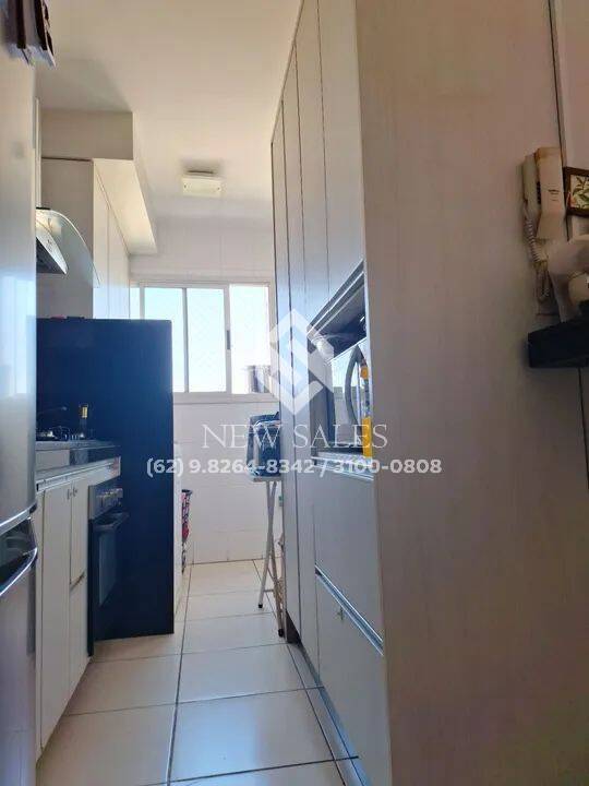 Apartamento à venda com 2 quartos, 64m² - Foto 3