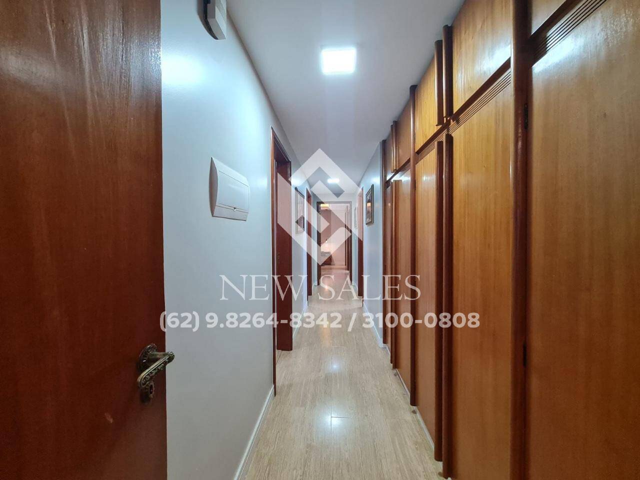 Apartamento à venda com 4 quartos, 205m² - Foto 17