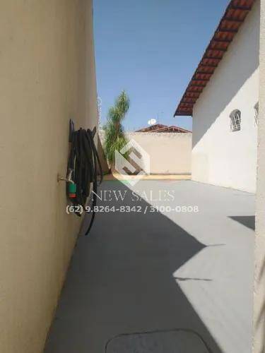 Casa à venda com 4 quartos, 200m² - Foto 7