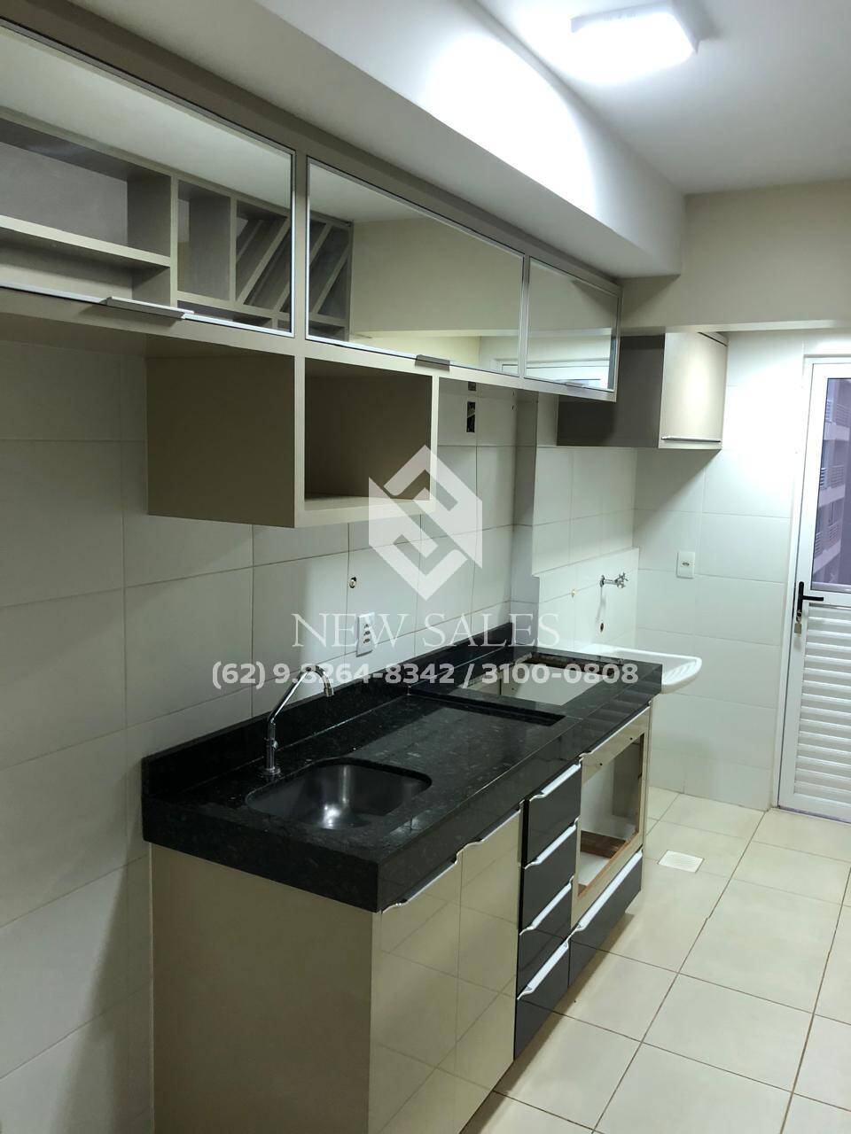 Apartamento à venda com 2 quartos, 68m² - Foto 5