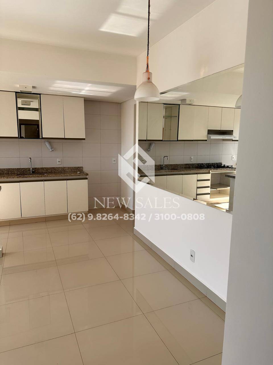 Apartamento à venda com 2 quartos, 62m² - Foto 2